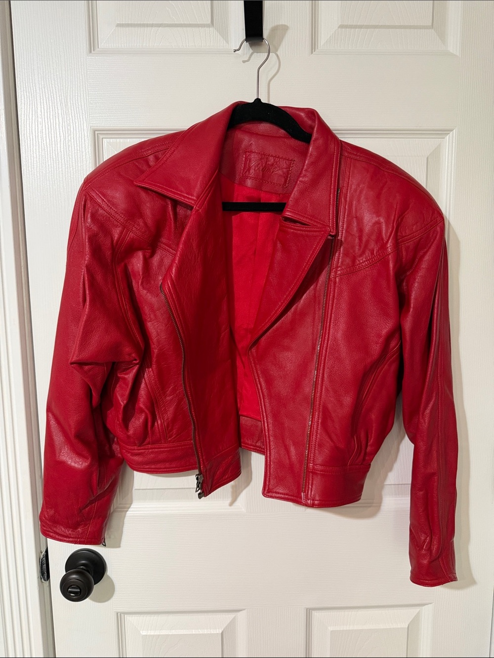 Vintage Red Leather Zip-Front Women's Jacket